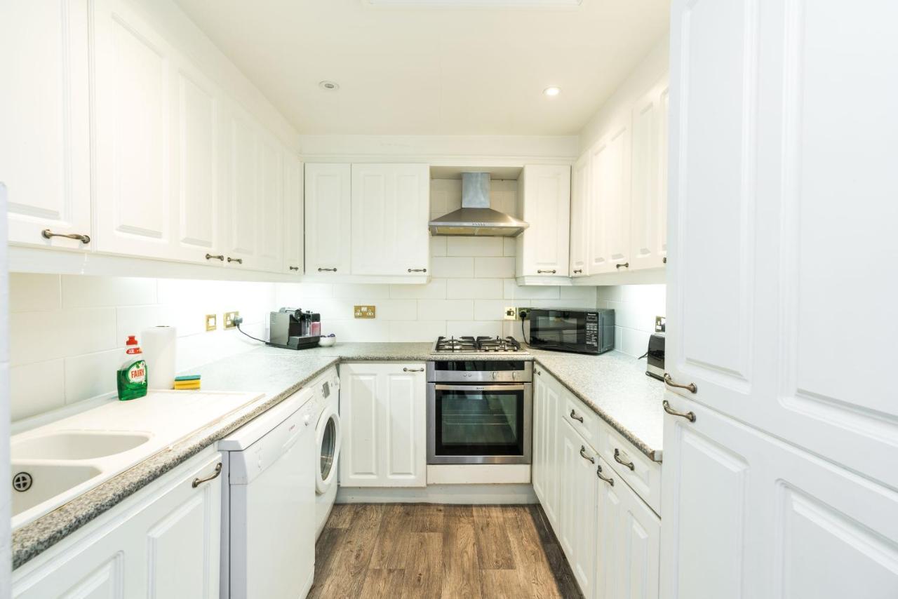 Spacious 2 Bedroom / Gloucester Road / Kensington London Eksteriør billede